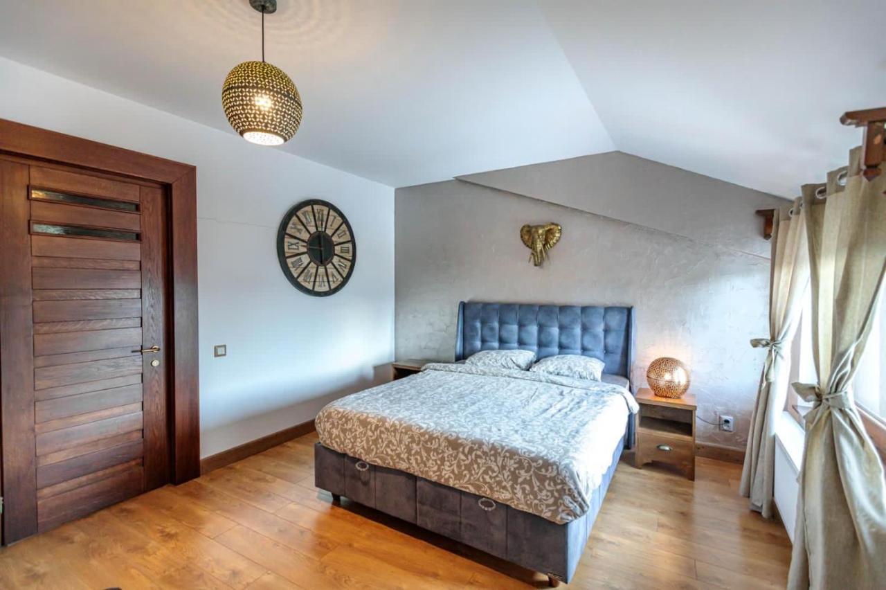 Transilvania Mansion Брашов Экстерьер фото